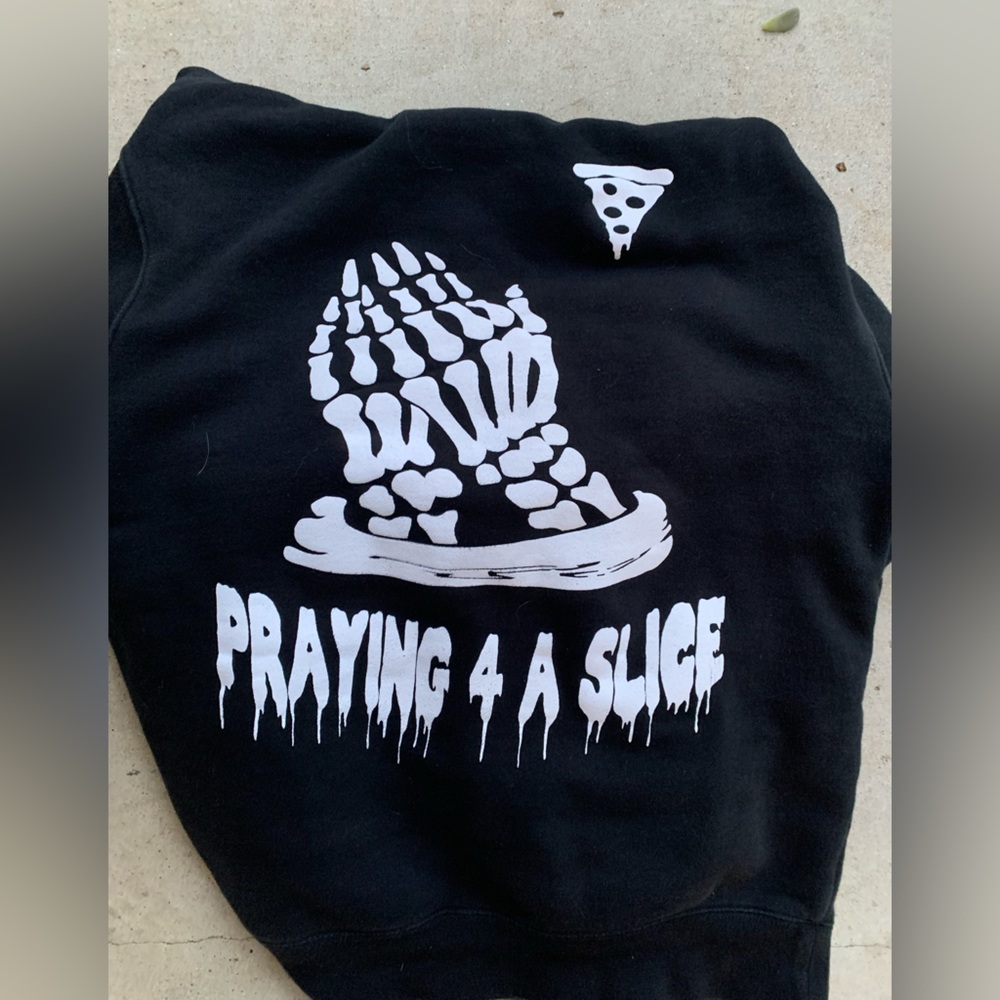 Crizzly pizza gang merch ☠️🍕